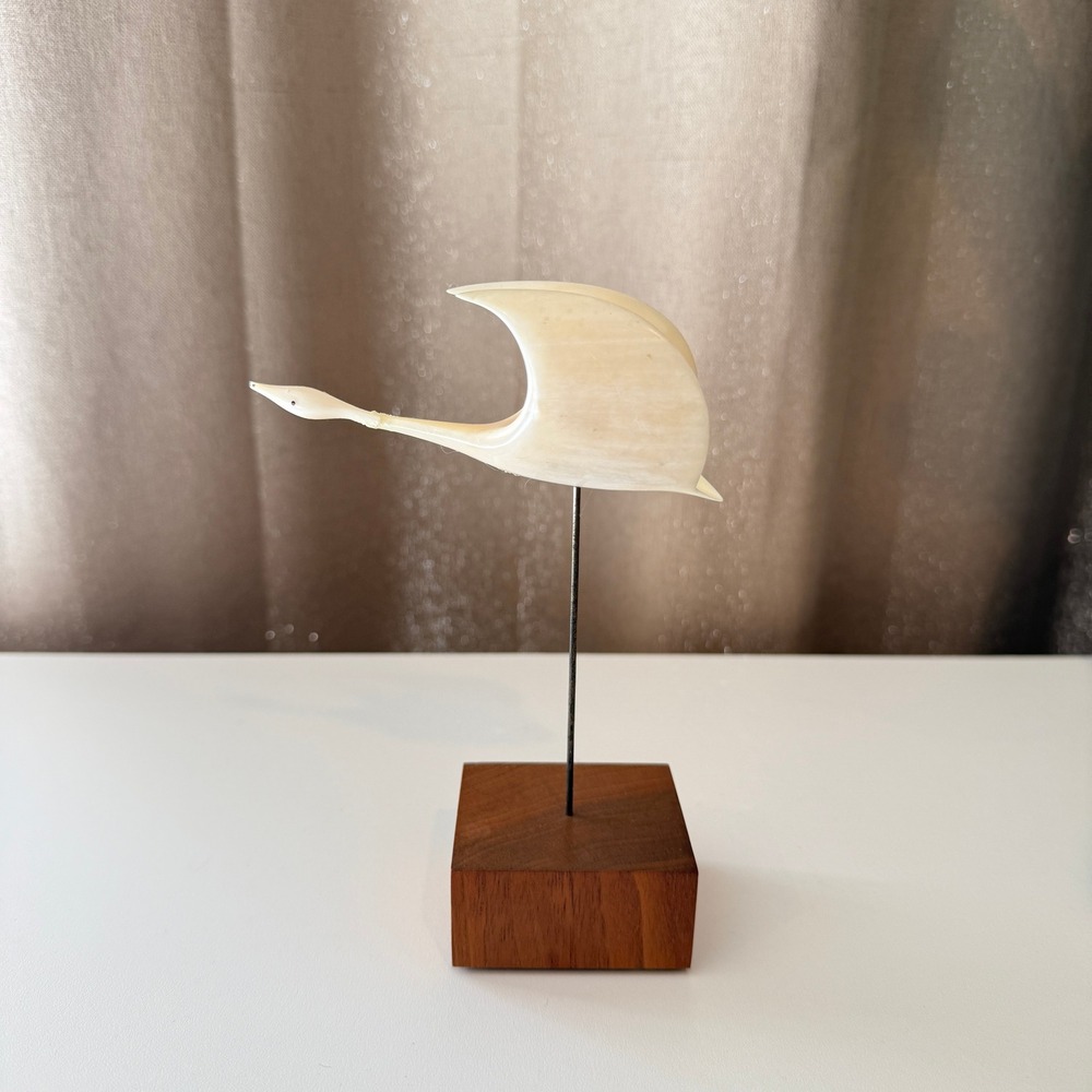 Vintage R. Dow Reid Signed Canadian Carved Bird Sculpture Mid Century Modern